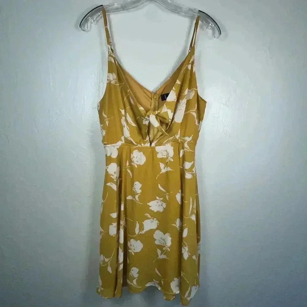 Lulus Women's Zoya Mustard Yellow Floral Print Tie-Front Skater Dress Large.